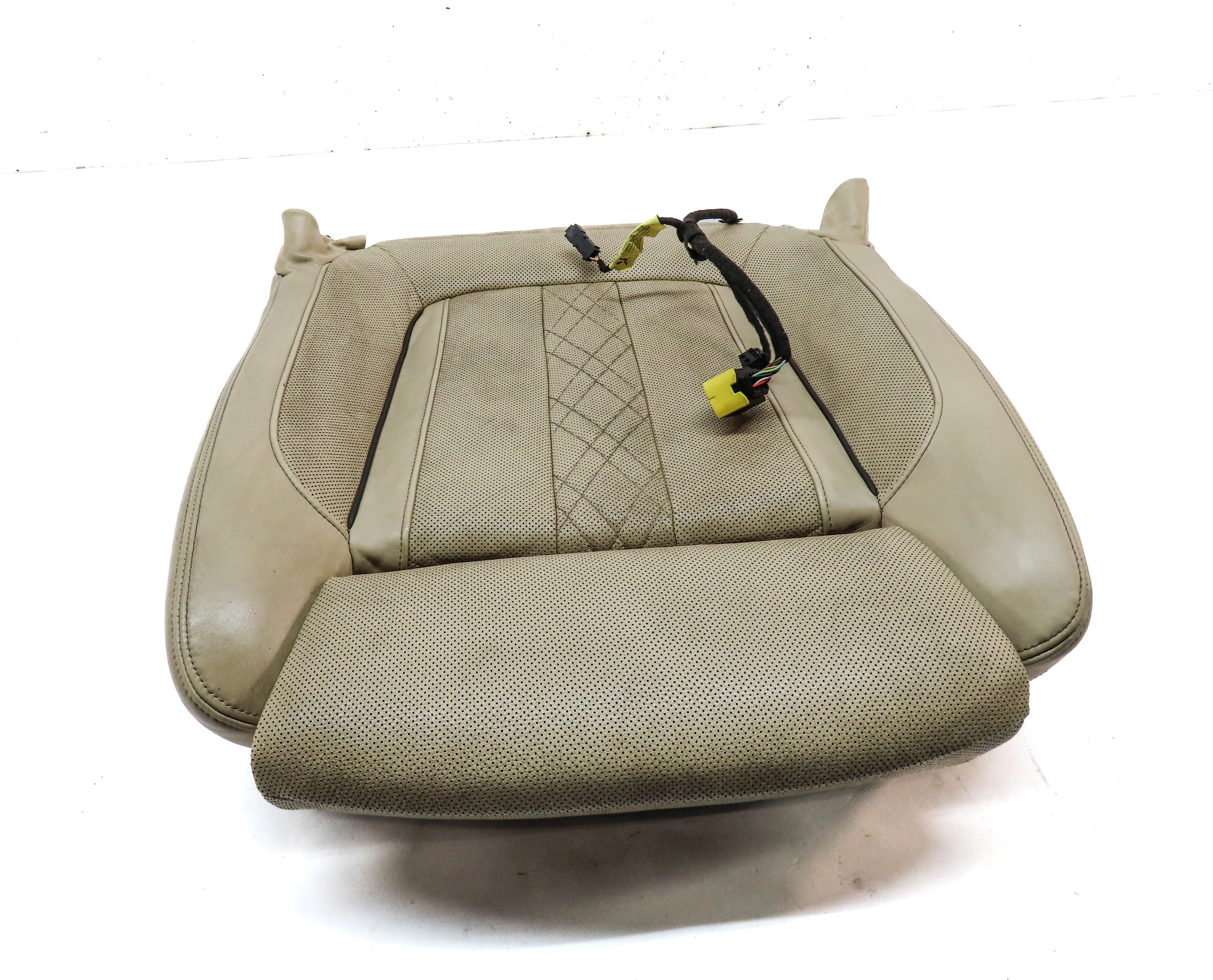 2016 BMW 750i (G11) FRONT RIGHT LOWER HEATED COOLED COMFORT SEAT CUSHION (BEIGE) — exact item pictured